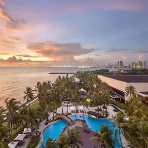 5* Hotel Sofitel Philippine Plaza